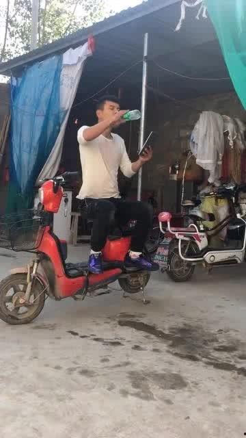 近期国产车爆火了视频,近期爆火视频背后的辉煌时刻 第3张 近期国产车爆火了视频,近期爆火视频背后的辉煌时刻 第3张