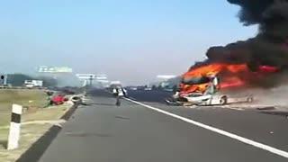 国产车自燃车祸事件视频,揭秘事故真相与安全警示